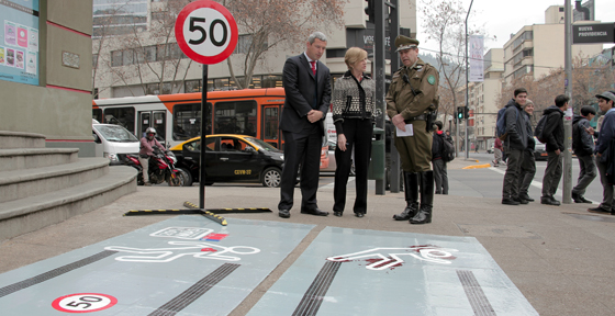 Baja de velocidad máxima en zonas urbanas a 50 km/h