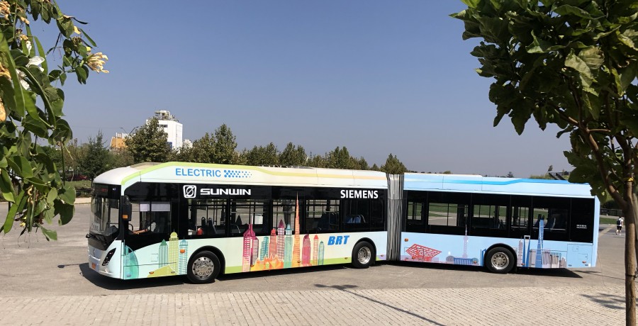 Primer bus articulado eléctricos (piloto)