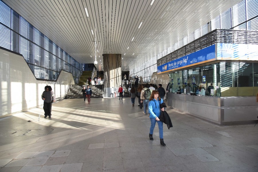 Nueva estación San Joaquín por dentro