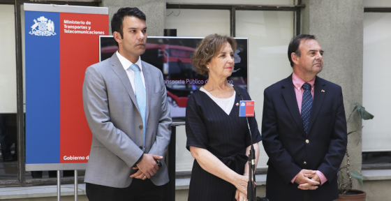 Ministra Hutt anuncia proceso de licitación de provisión de flota del sistema de transporte público capitalino