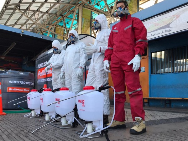 Equipo de sanitización de buses