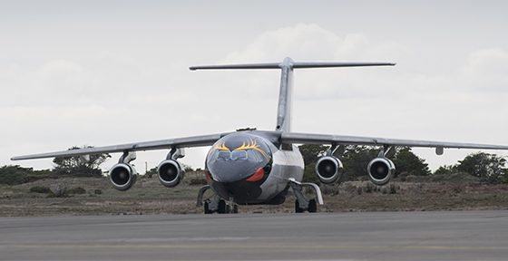 Informe mensual aeronáutico civil del MTT cifra en 94,6% la caída del tráfico aéreo