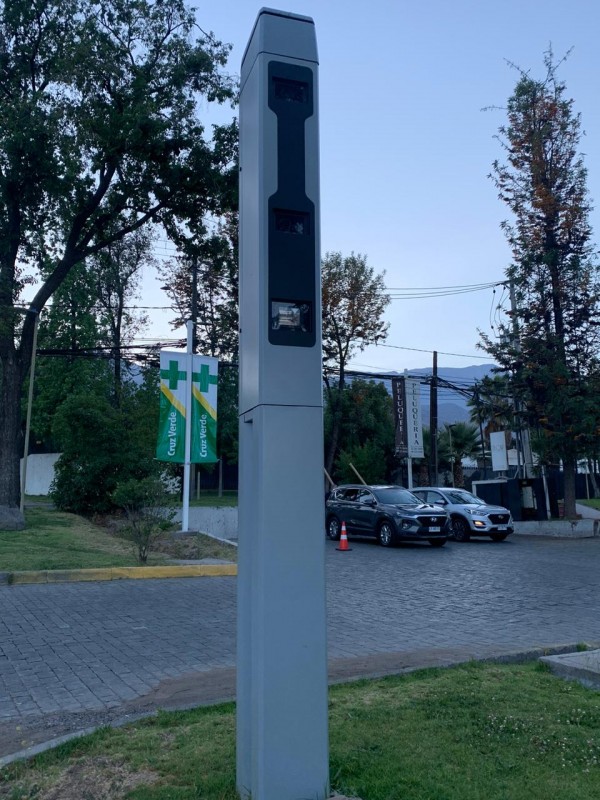 Radar piloto detectó más de 23.800 infracciones de velocidad en una semana en Las Condes