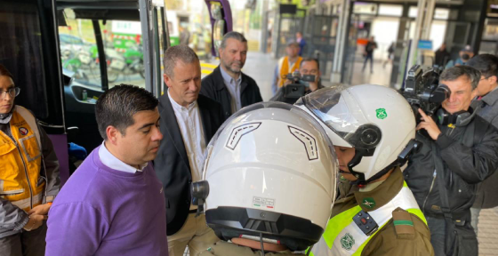 Cinco mil controles a buses interurbanos y rurales realizarán los equipos del MTT en este fin de semana largo